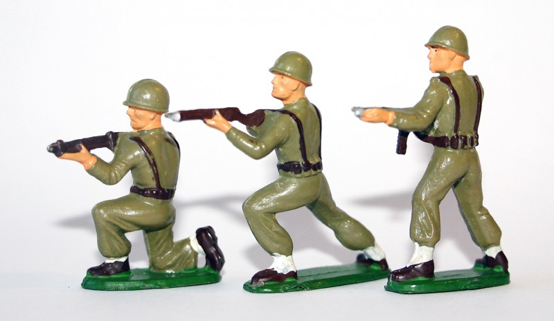 Figurines Starlux ancienne 3 soldats infanterie