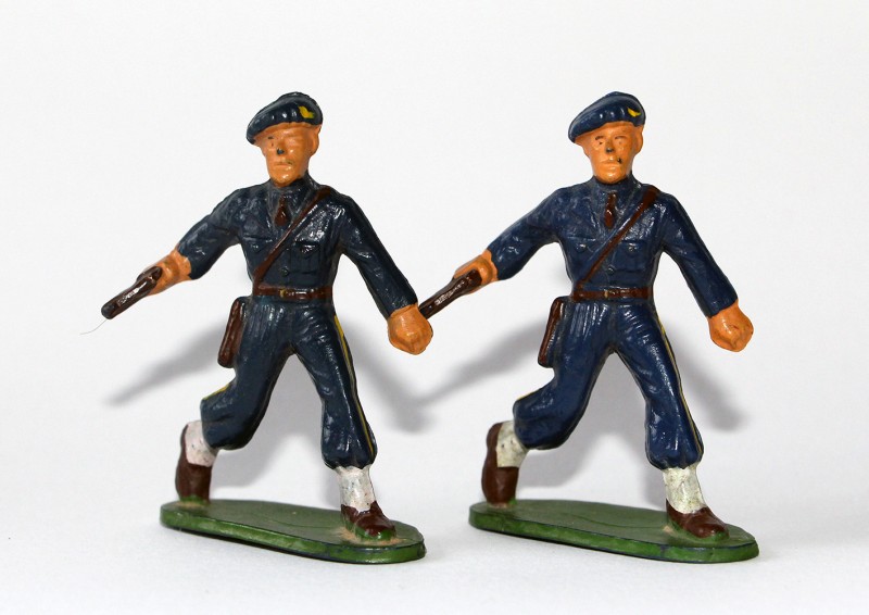 Figurines Starlux anciennes 2 Chasseurs à Pied Pistolet