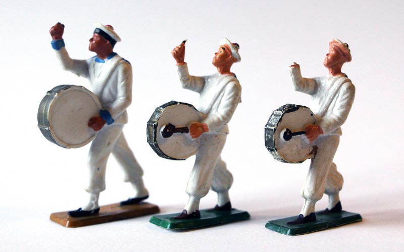 Figurines Starlux anciennes 3 marins français Fanfare Grosse Caisse