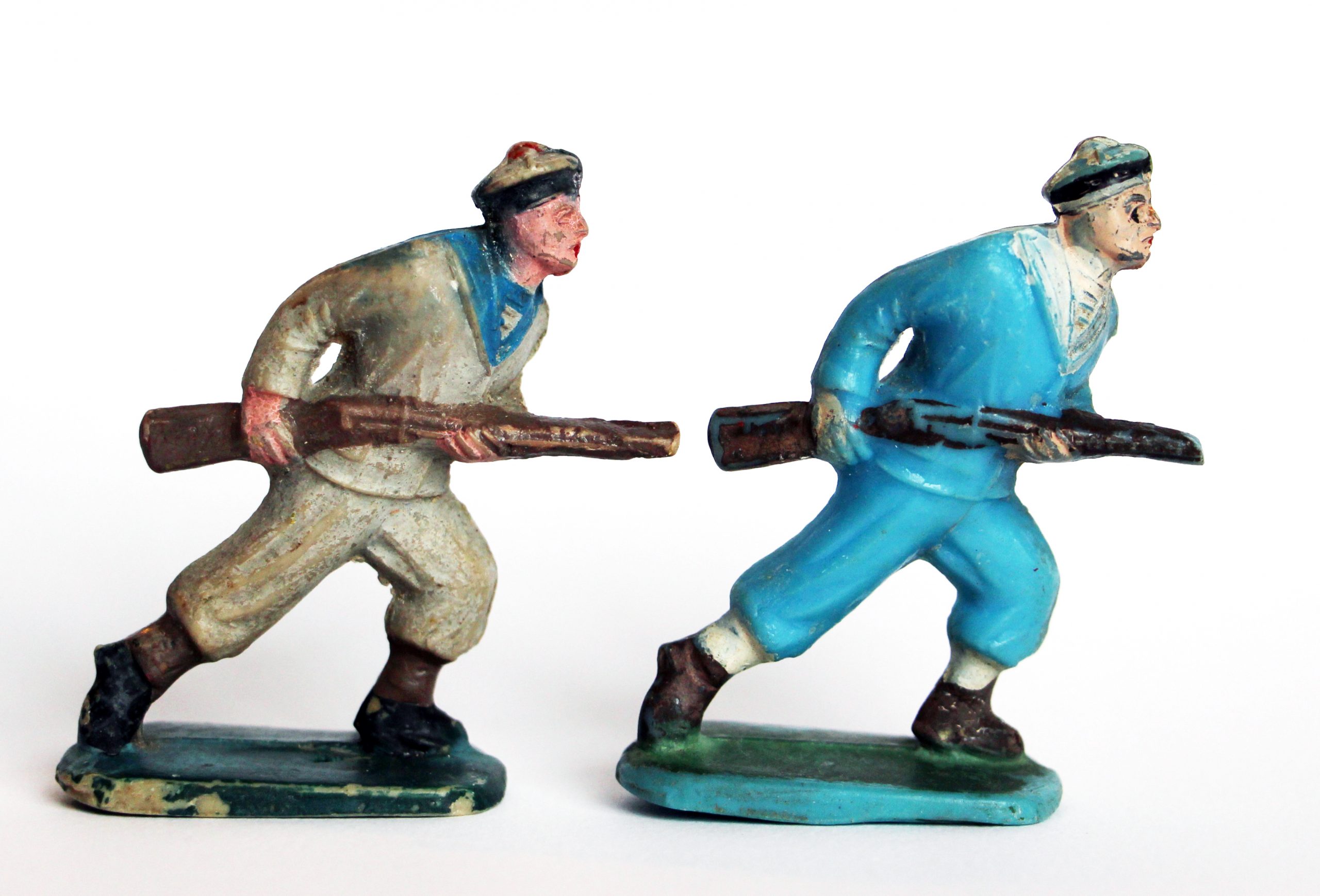 2 Anciennes Figurines Sans Marque - Marins - Marine France