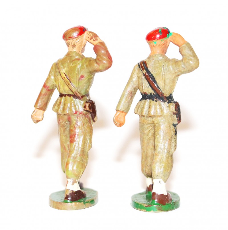 10 Figurines Starlux - Parachutistes - Défilé - Musique - France - Béret rouge