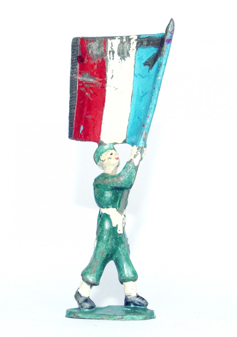 Figurine Ancienne Plastique - Année 50/60 - Militaire Porte Drapeau Défilé