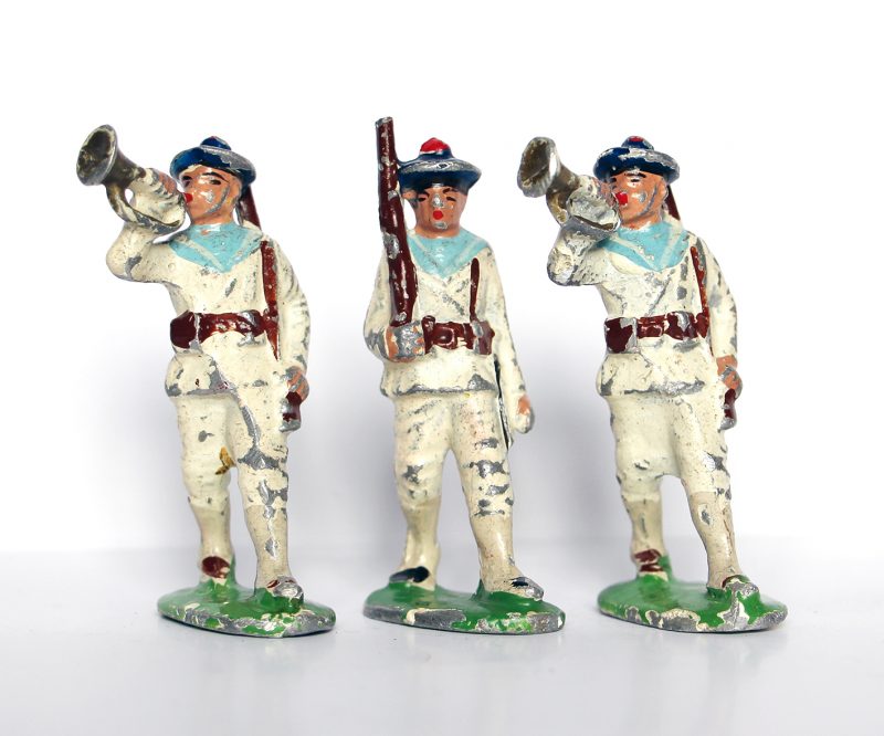 7 Anciennes Figurines Quiralu année 50/60 - Marine Française - Défilé Guerre