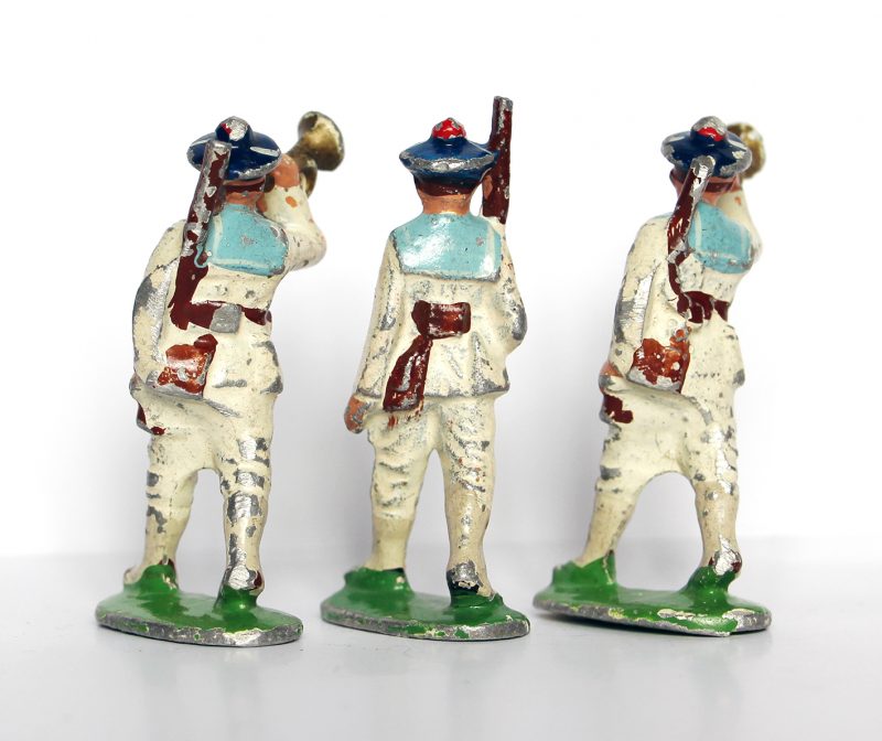 7 Anciennes Figurines Quiralu année 50/60 - Marine Française - Défilé Guerre