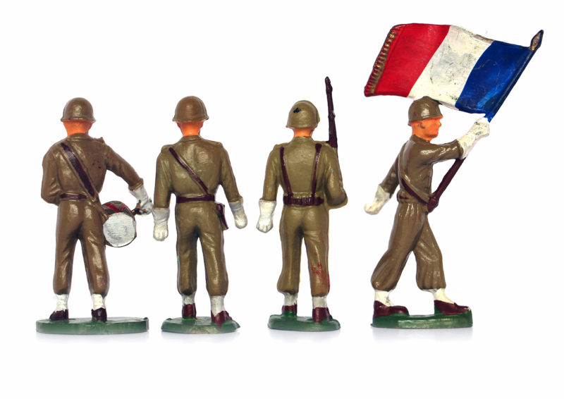 9 Figurines Starlux - Infanterie - Défilé - Musique - France