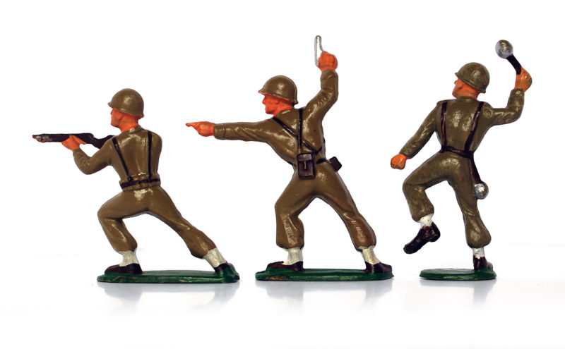 9 Figurines Starlux - Infanterie - Défilé - Musique - France