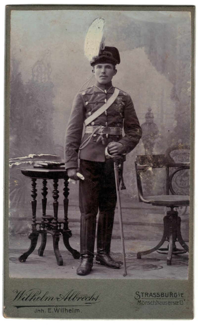 CDV Soldat Allemand / Alsacien - Armée Cavalerie - Grande tenue - Hussard - Sabre