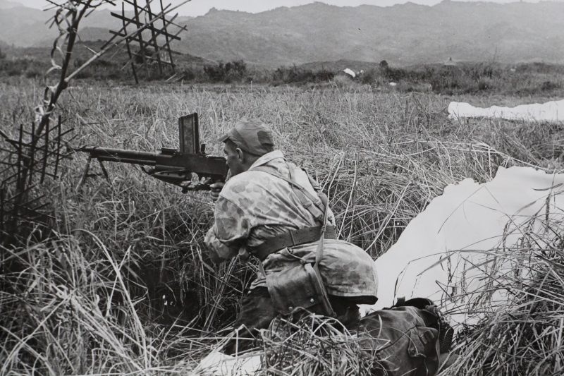 Belle série de Photos papier originale - Photo de presse - Guerre Indochine - Action - Opération - Bataille de Diên Biên Phu - Parachutiste