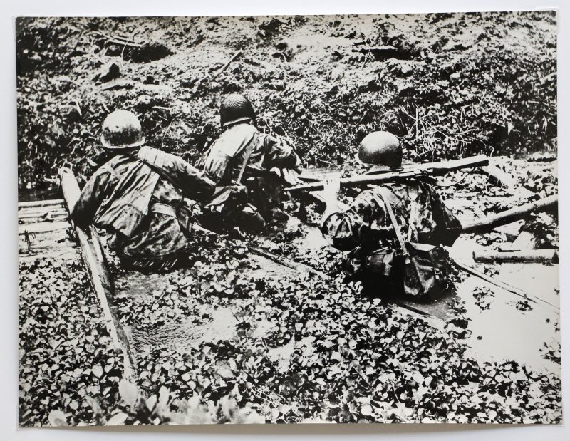 Belle série de Photos papier originale - Photo de presse - Guerre Indochine - Action - Opération - Bataille de Diên Biên Phu - Parachutiste