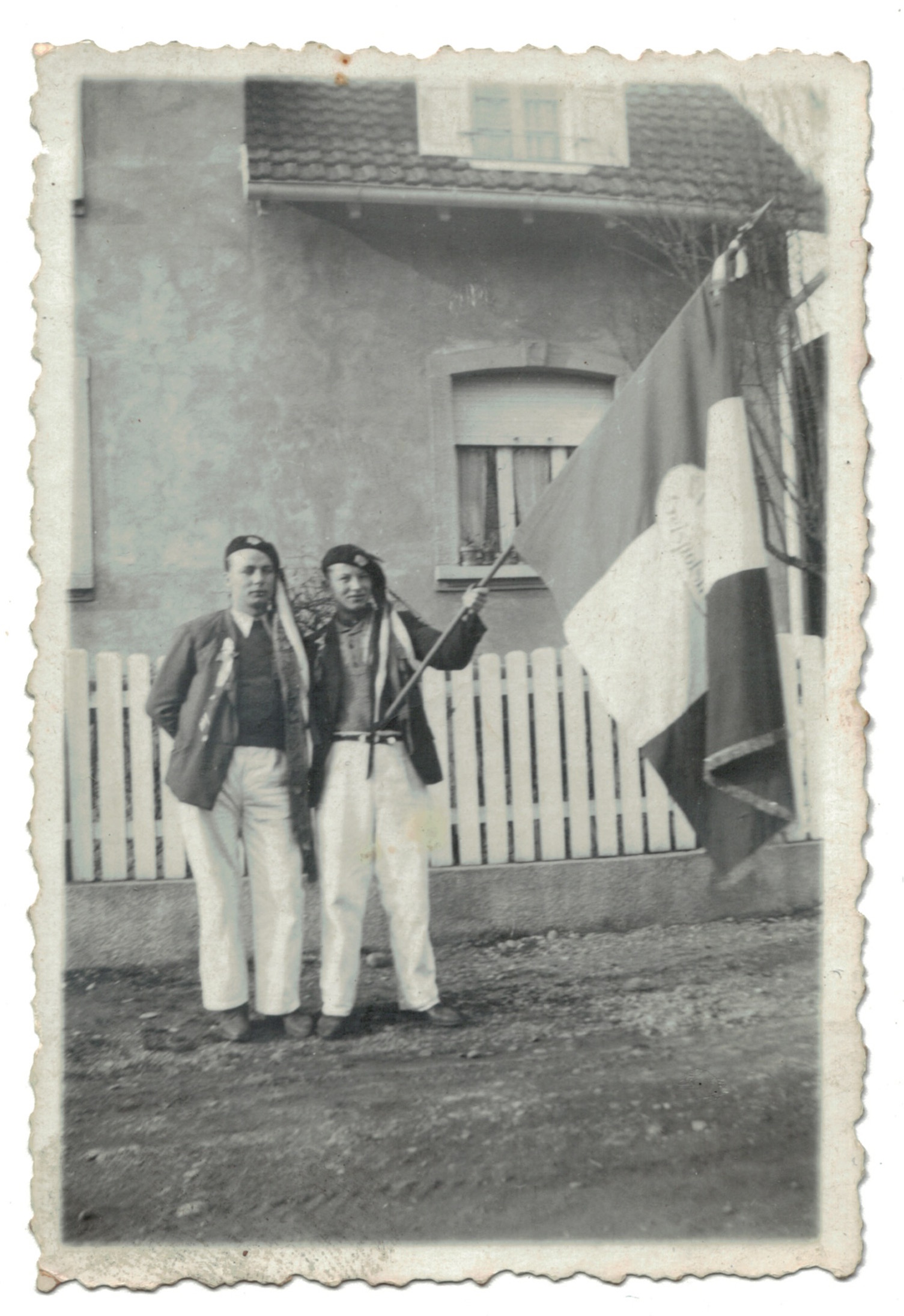 1 Photo papier originale - Conscription - Conscrit militaire - Soldat - drapeau - Tirage au sort - Alsacien - Folklore
