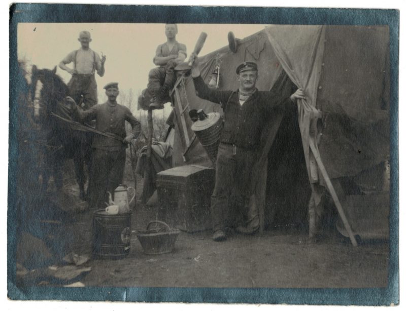 Photo papier originale - Infanterie 14/18 - Allemagne - Tranchée - Front - Campement