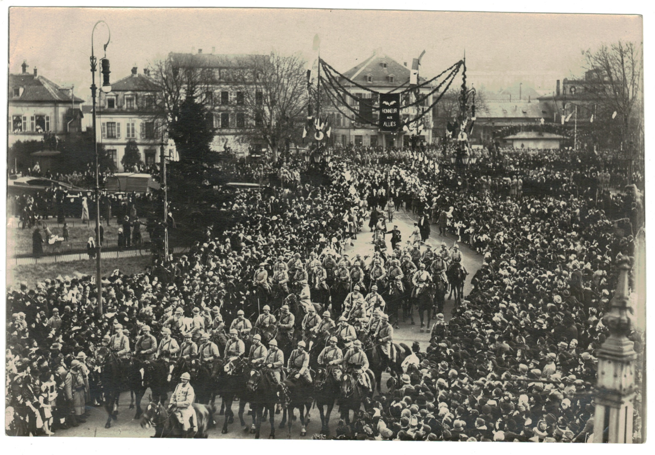 Ancienne Photographie Originale Libération de Strasbourg / Mulhouse 1918 - Visite de Clemenceau et Poincaré - 17 novembre 1918 / 9 Décembre 1918