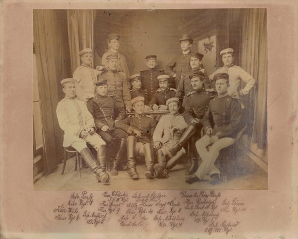 Ancienne Photographie - Photo atelier - Prusse - Uniforme - Guerre 14/18 - Service Militaire - Cuirassier - Uhlan - Hussard