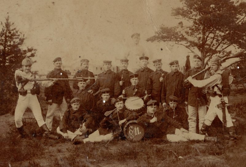 Photo Soldat Allemand - 1898 - Service Militaire - Prusse - Vie de caserne - Baïonnette - Sapeur - Guerre 14/18