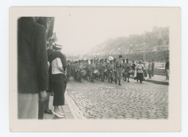 Snapshot - Photo papier originale - Tirailleurs Algériens - Uniforme - France - Snapshot - Famille - Défilé - Paris - 1936