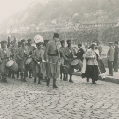 Snapshot - Photo papier originale - Tirailleurs Algériens - Uniforme - France - Snapshot - Famille - Défilé - Paris - 1936