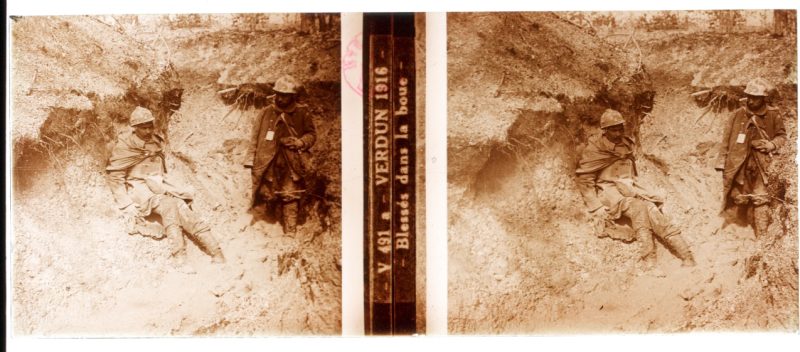 Photo Plaque Stéréo - Guerre 14/18 - Conflit - Tranchée - Vue Stéréoscopique - Poilu - Uniforme - Document actualité - 011