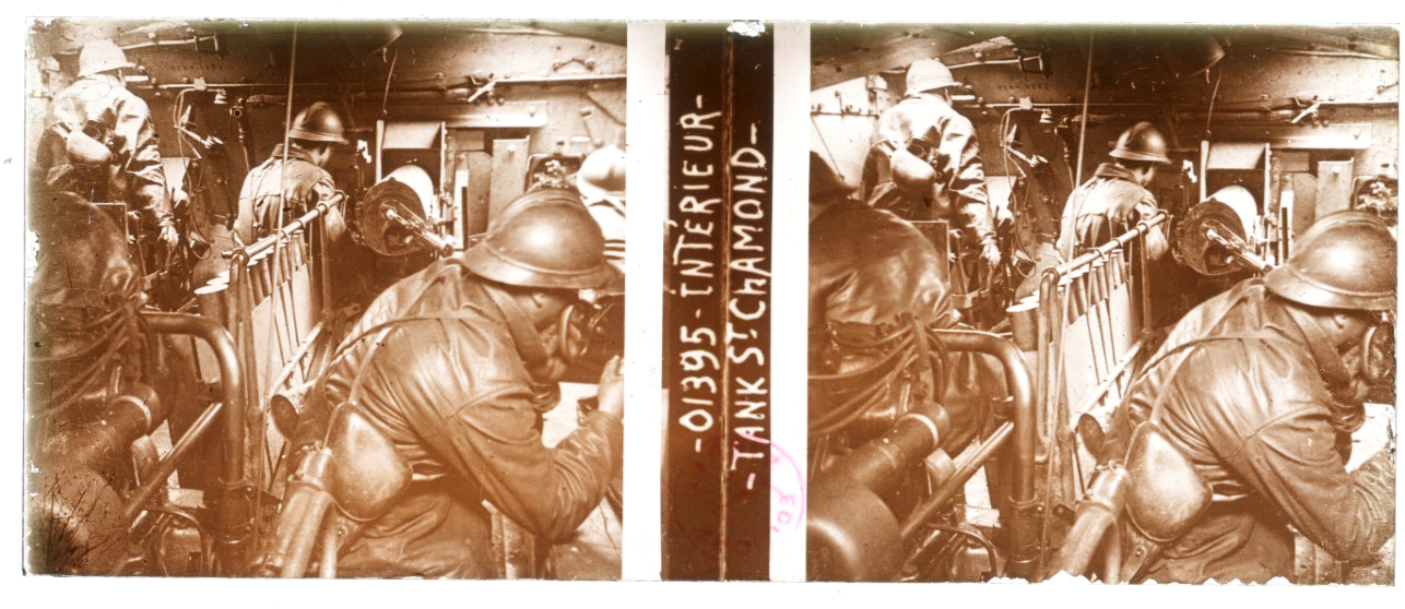Photo Plaque Stéréo - Guerre 14/18 - Conflit - Tranchée - Vue Stéréoscopique - Poilu - Uniforme - Document actualité - 005