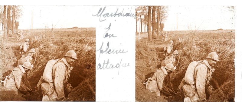 Photo Plaque Stéréo - Guerre 14/18 - Conflit - Tranchée - Vue Stéréoscopique - Poilu - Uniforme - Document actualité - 006
