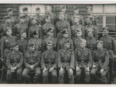 Lot de photos Snapshots - Photo papier originale -Wehrmacht - Uniforme - German Soldiers - Krieg 1939/45 - Militärdienst