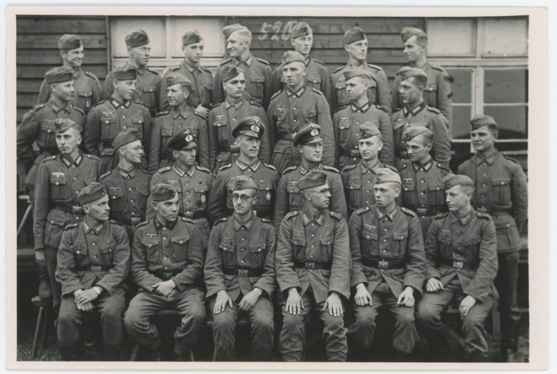 Lot de photos Snapshots - Photo papier originale -Wehrmacht - Uniforme - German Soldiers - Krieg 1939/45 - Militärdienst