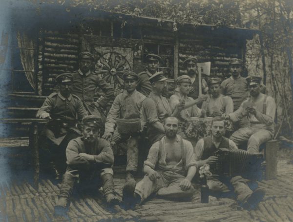 Ancienne Photographie - Guerre 14/18 - Armée Allemande - Infanterie Garde - Prusse / Alsaciens - Front Vosges - Chalet - Jeu de cartes