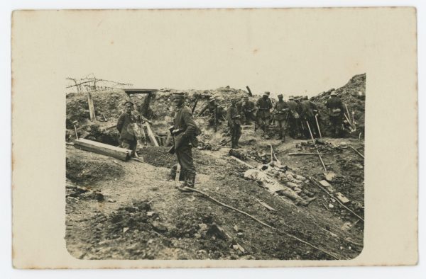 Carte Ancienne Photographie - Guerre 14/18 - Armée Allemande - Masque gaz - Alsacien - Conscription - Prusse Campagne 1914/1918 - Tranchée Mort