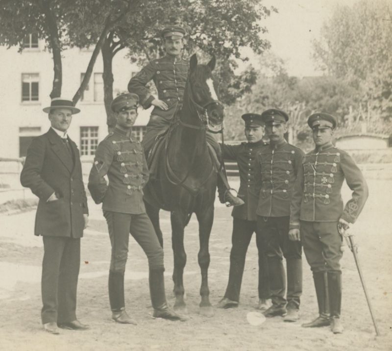 Carte Ancienne Photographie - Guerre 14/18 - Armée Allemande - Hussards - Alsaciens - Conscription - Prusse Campagne 1914/1918 - Croix de Guerre