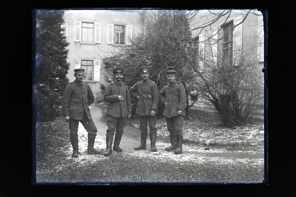 20 Photos - Plaque De Verre - Guerre 14/18 Metz - Soldat - Famille - Militaire - Guerre 14/18 - Front Moselle - Infirmiers -