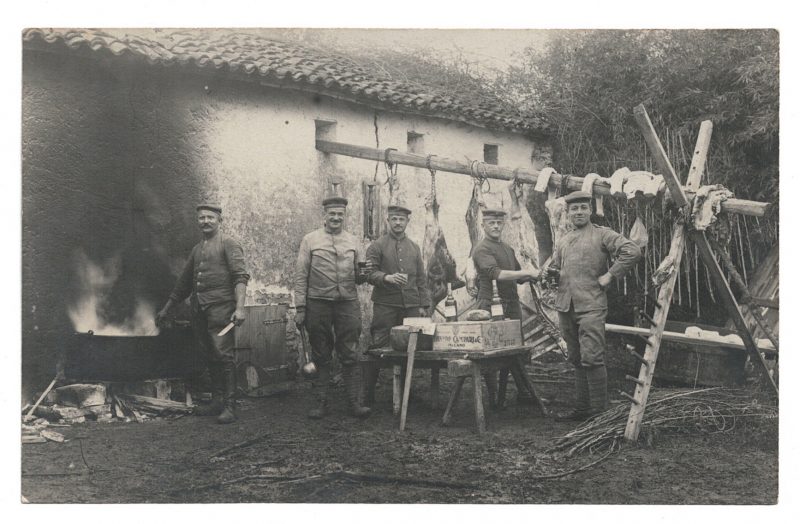 Belle Ancienne Photographie - Guerre 14/18 - Armée Allemande - Infanterie - Alsaciens - Famille - Militaire - Boucherie