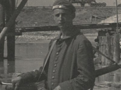 Photo Carte Postale Guerre 14/18 Soldat Alsacien Armée Allemande Classe 1914 -105 régiment Saxon - Prusse - Tranchée