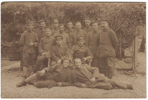 Photo Carte Postale Guerre 14/18 Soldat Alsacien Armée Allemande Classe 1914 -105 régiment Saxon - Prusse - Tranchée