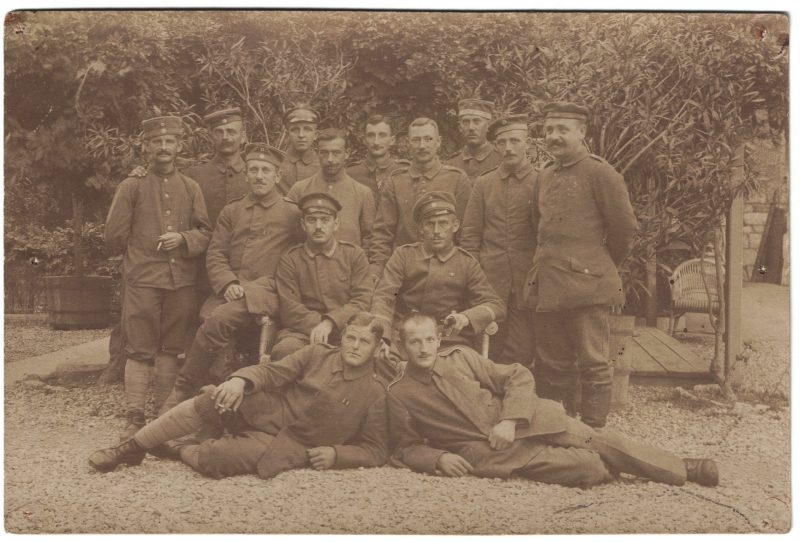 Photo Carte Postale Guerre 14/18 Soldat Alsacien Armée Allemande Classe 1914 -105 régiment Saxon - Prusse - Tranchée