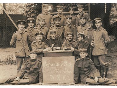 Photo Carte Postale Guerre 14/18 Soldat Alsacien Armée Allemande Classe 1914 -105 régiment Saxon - Prusse - Tranchée