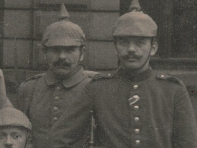 Photo Carte Postale Guerre 14/18 Soldat Alsacien Armée Allemande Classe 1914 -105 régiment Saxon - Prusse - Tranchée