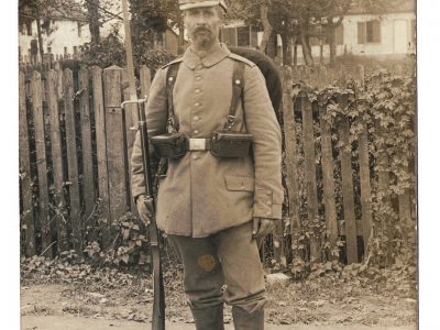 Photo Carte Postale 1915 - Chasseur Allemand - Guerre 14/18 - Shako - Alsace - Aigle Imperial - Baïonnette