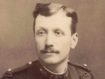 Carte CDV photo Soldat France - Artillerie - Uniforme - Tenue - Médaille - Capitaine - 3 République - 52 Régiment