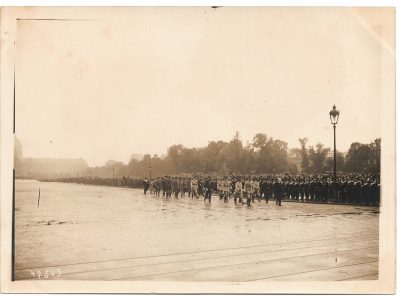 Ancienne Photographie service de presse époque - Défilé 1917 - Guerre 14/18 - Paris défilé des alliés - Arrivée de américains - Juillet 1917 - France - Russie - Angleterre - Amerique