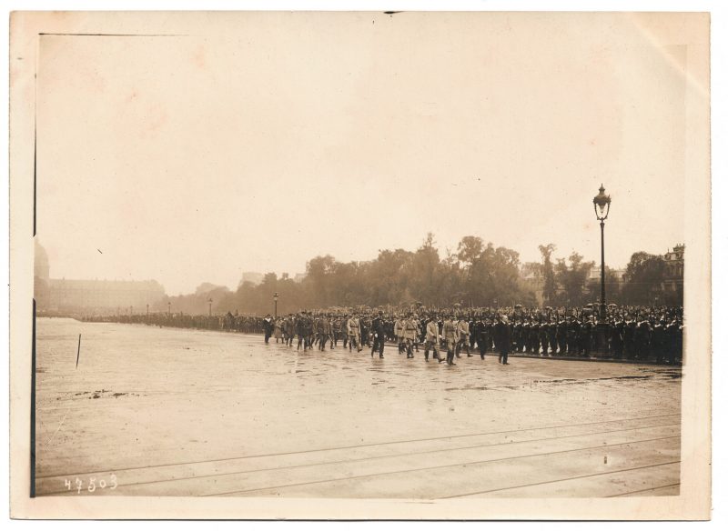 Ancienne Photographie service de presse époque - Défilé 1917 - Guerre 14/18 - Paris défilé des alliés - Arrivée de américains - Juillet 1917 - France - Russie - Angleterre - Amerique