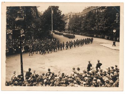 Ancienne Photographie service de presse époque - Défilé 1917 - Guerre 14/18 - Paris défilé des alliés - Arrivée de américains - Juillet 1917 - France - Russie - Angleterre - Amerique