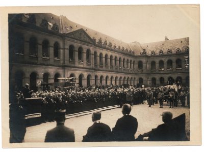 23 Anciennes Photographies Service de presse époque - Enterrement 1916 - Guerre 14/18 - Paris défilé mortuaire - Joseph Gallieni - Les taxis de la Marne - Funérailles du général Joseph Gallieni