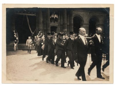23 Anciennes Photographies Service de presse époque - Enterrement 1916 - Guerre 14/18 - Paris défilé mortuaire - Joseph Gallieni - Les taxis de la Marne - Funérailles du général Joseph Gallieni