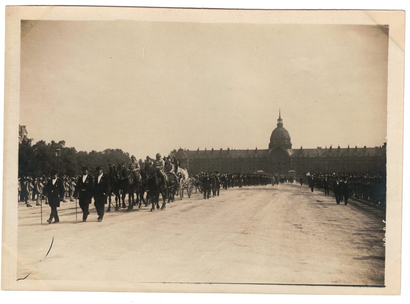 23 Anciennes Photographies Service de presse époque - Enterrement 1916 - Guerre 14/18 - Paris défilé mortuaire - Joseph Gallieni - Les taxis de la Marne - Funérailles du général Joseph Gallieni