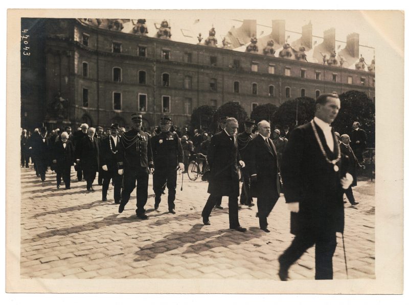 23 Anciennes Photographies Service de presse époque - Enterrement 1916 - Guerre 14/18 - Paris défilé mortuaire - Joseph Gallieni - Les taxis de la Marne - Funérailles du général Joseph Gallieni