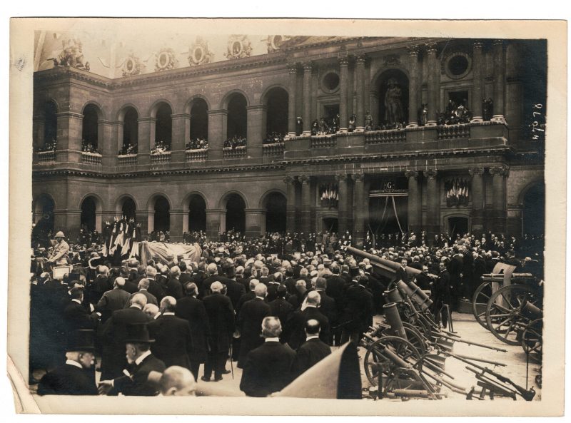 23 Anciennes Photographies Service de presse époque - Enterrement 1916 - Guerre 14/18 - Paris défilé mortuaire - Joseph Gallieni - Les taxis de la Marne - Funérailles du général Joseph Gallieni