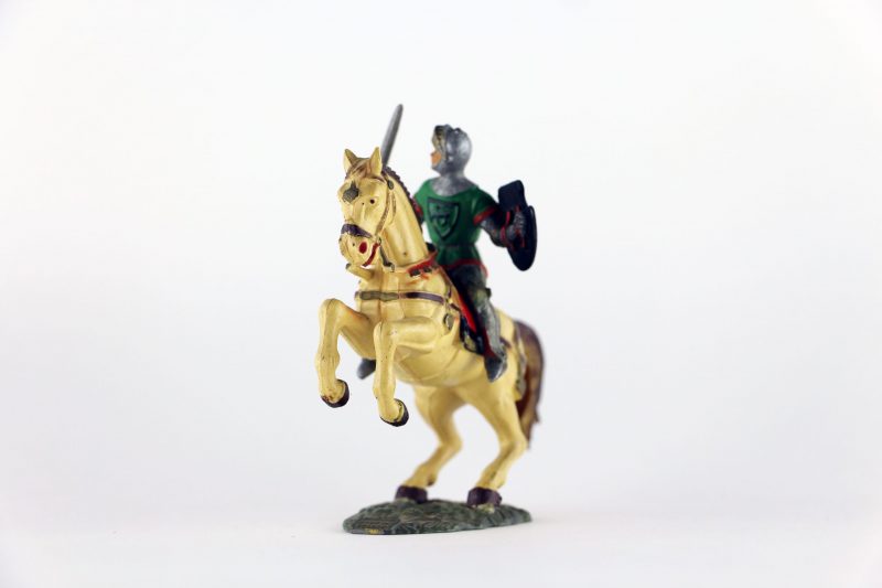 Figurine Starlux Cavalier Chevalier Moyen Age Armure Guerrier Lance