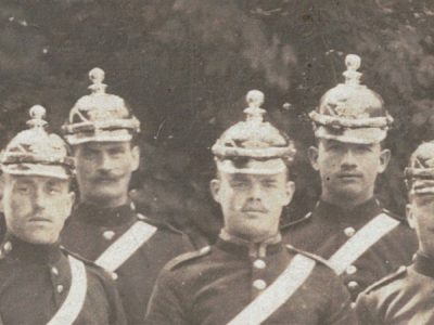 Photo Carte Postale - Armée Allemande - Manoeuvre - Uniforme - Artillerie – Uhlan - Casque - Quartier repos