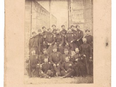 Photo de Garnison - Uniforme - Régiment Infanterie - France - Décorations - Armée Française - Second Empire - Valenciennes