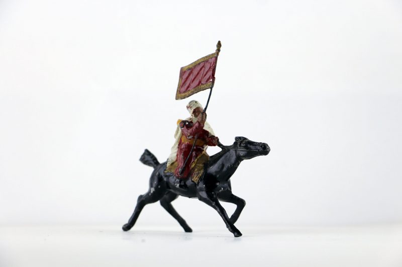 Figurine Cavalier Plomb Creux Bedouin Fanion Guerre du Rif