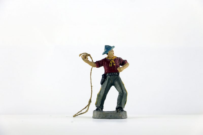 Figurine En Composition Cowboy Lassos Western Etats Unis Plaine